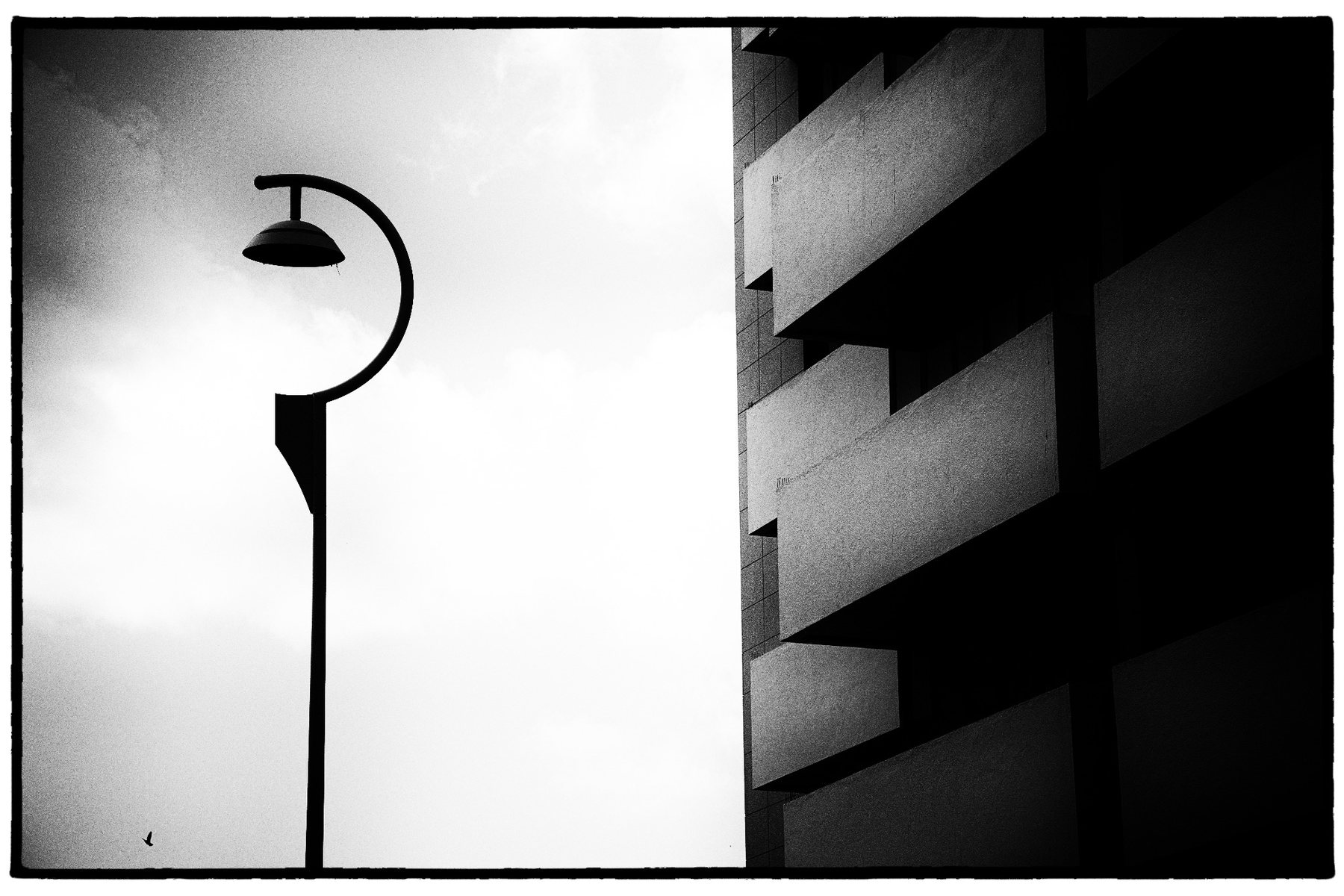 Architecture en noir et blanc